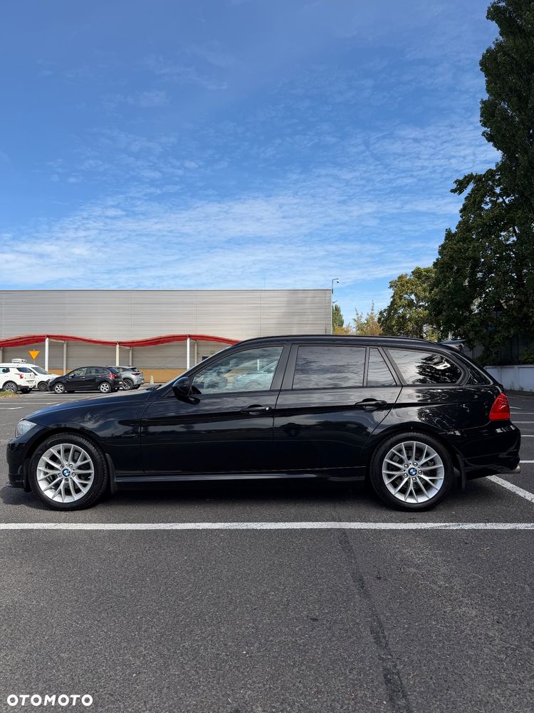 BMW Seria 3 320d - 8