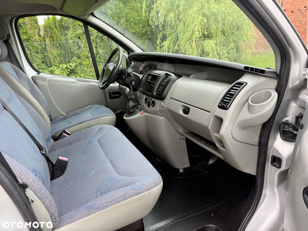 Renault Trafic 1.9 DCI 101 KM 6 bieg LONG L2H1 Klima G. Fotel - 8