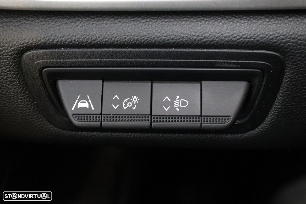 Renault Captur 1.0 TCe Techno - 19