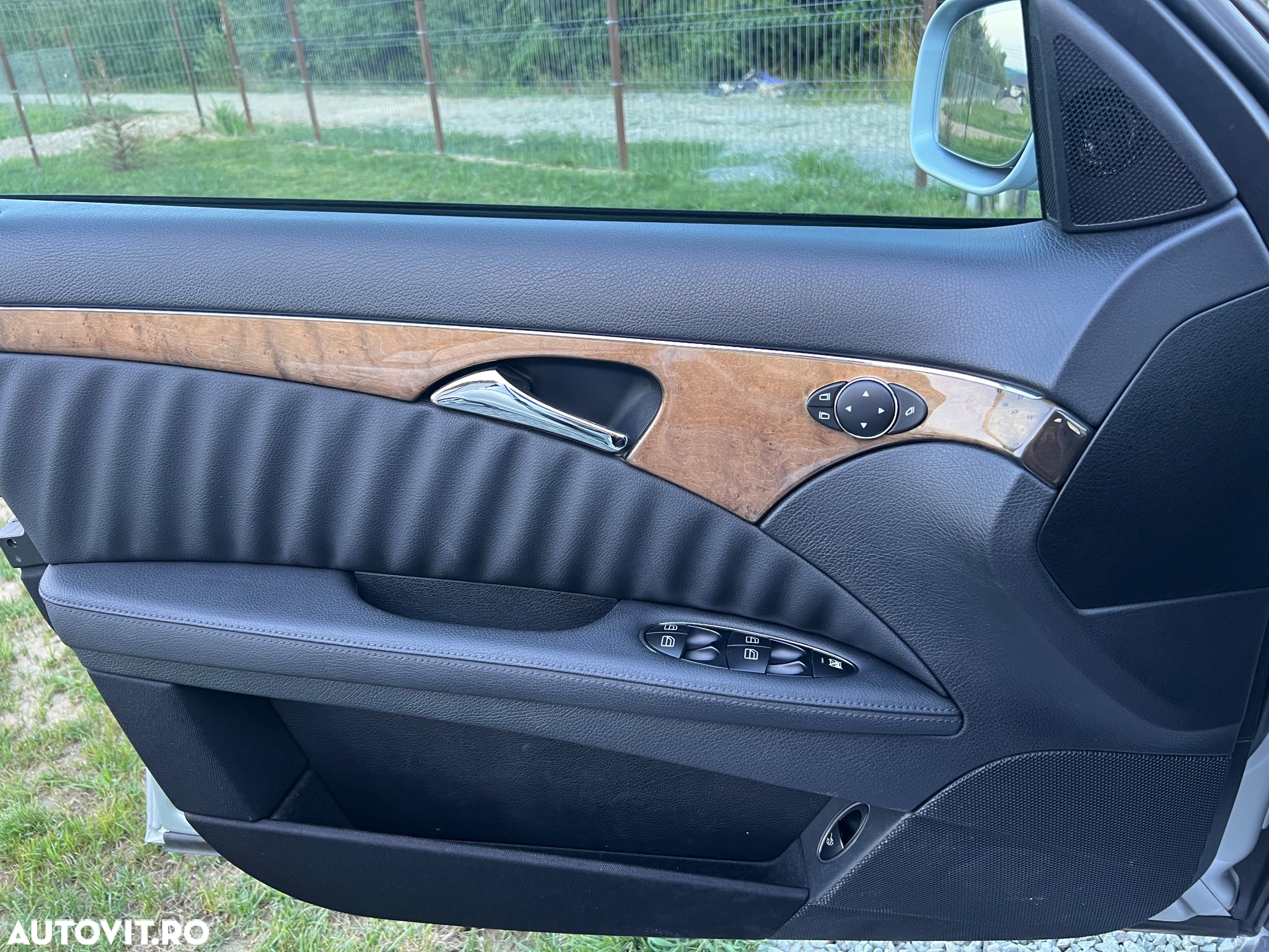 Mercedes-Benz E 320 CDI Avantgarde DPF Sport Edition - 29