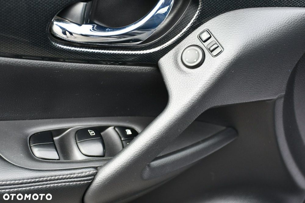 Nissan X-Trail - 36