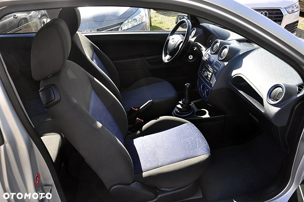 Ford Fiesta 1.3 Style - 21
