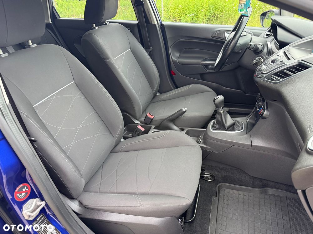 Ford Fiesta - 30