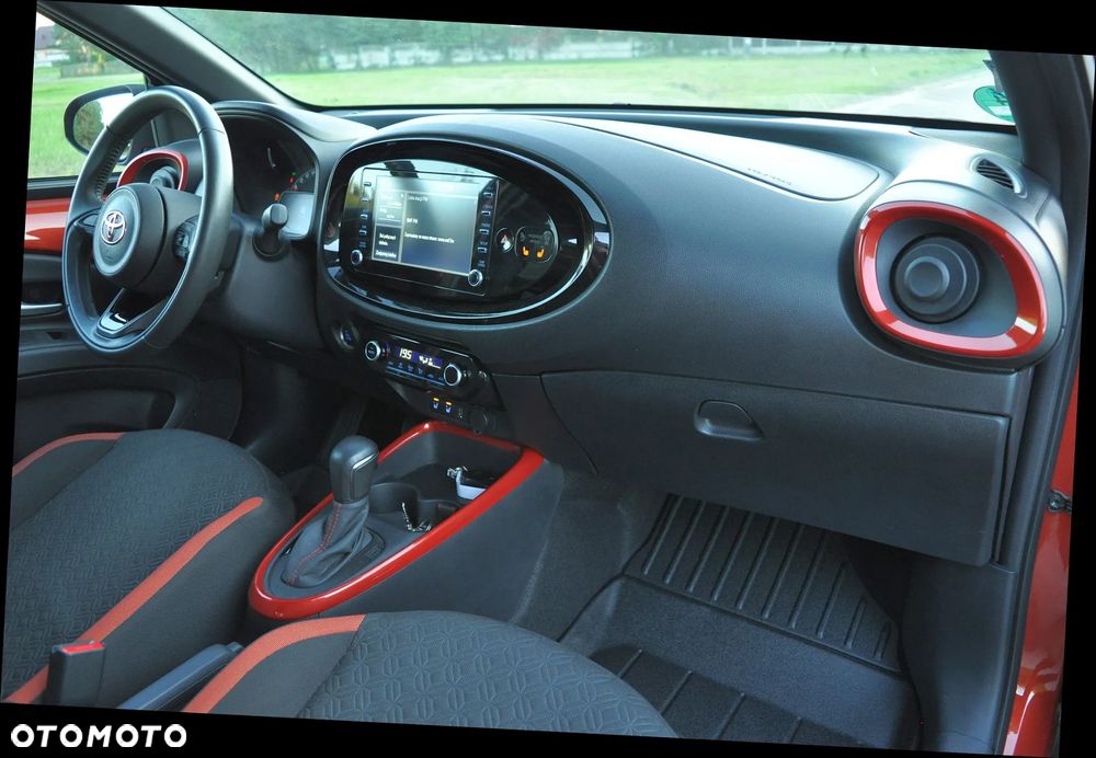 Toyota Aygo X 1.0 VVT-i Style CVT - 19