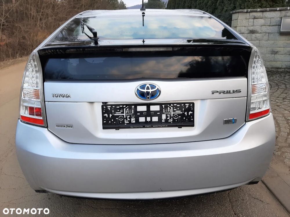 Toyota Prius - 5