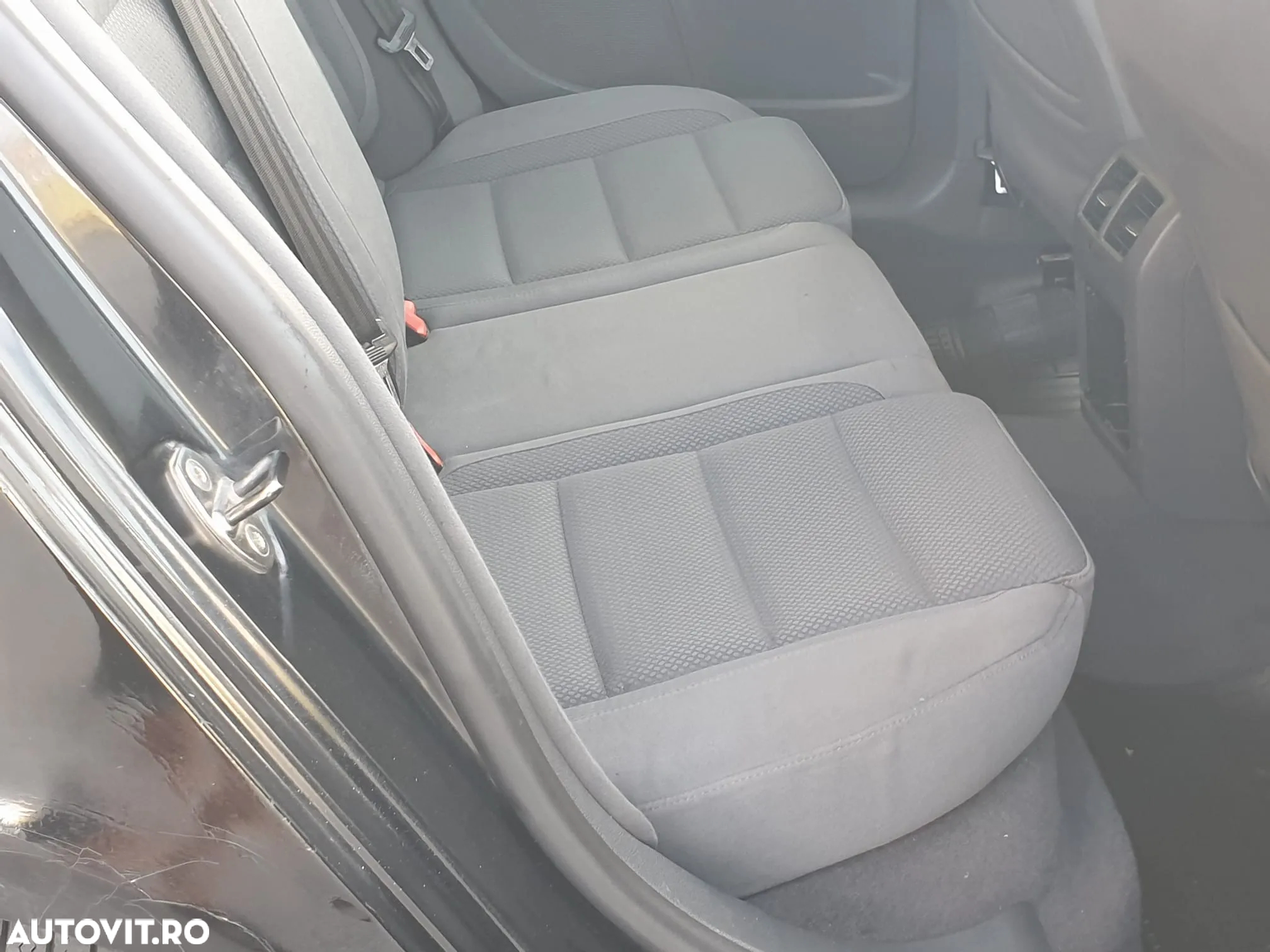 Volkswagen Golf 1.9 TDI Comfortline - 6