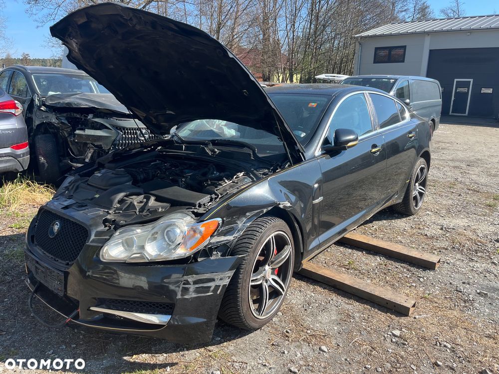 Jaguar XF 3.0 V6 D S Portfolio - 12