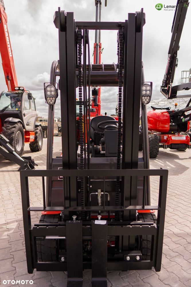 Manitou ME320 - 3