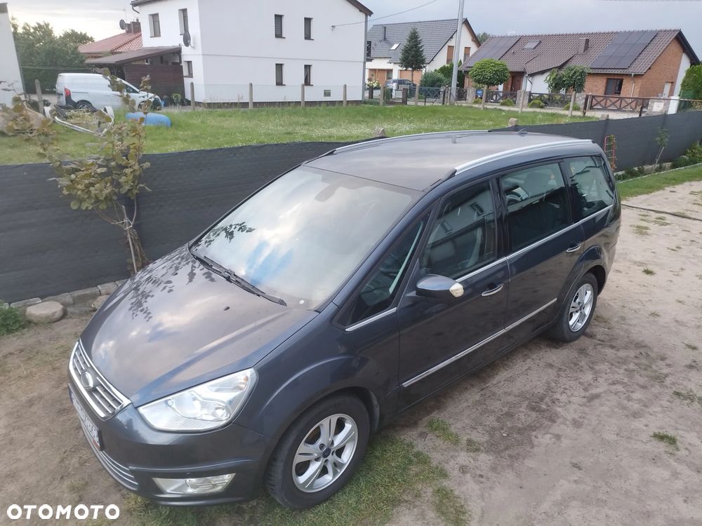 Ford Galaxy - 10