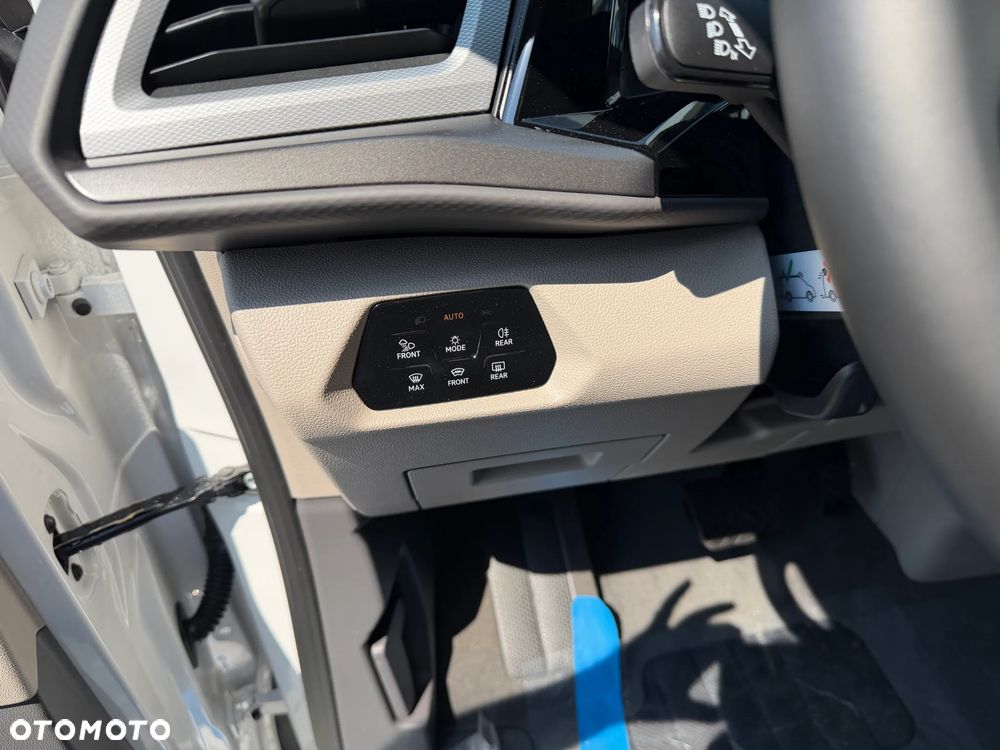 Volkswagen California - 12