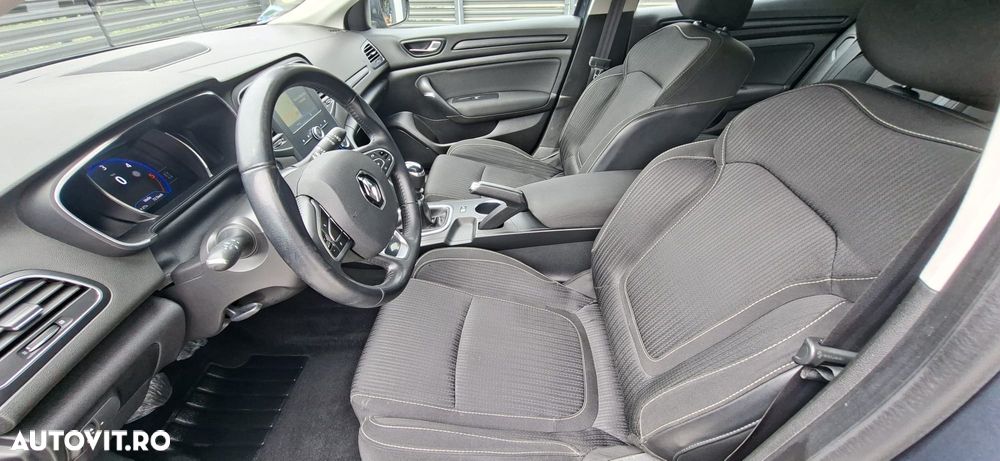 Renault Megane BLUE dCi Limited - 8