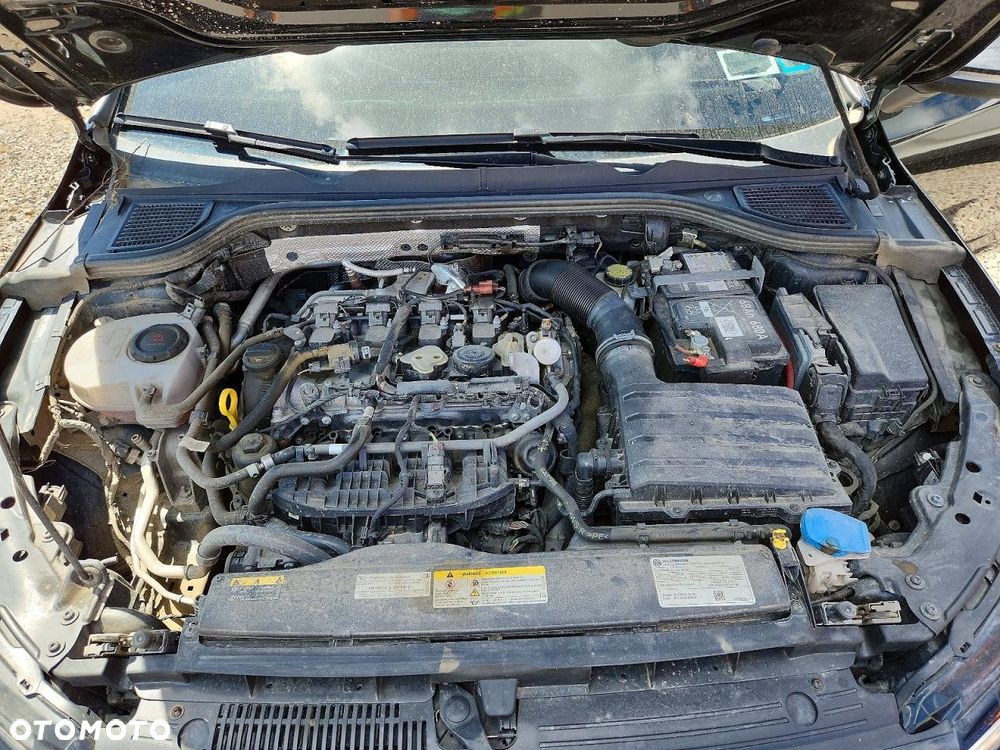 Volkswagen Golf - 12