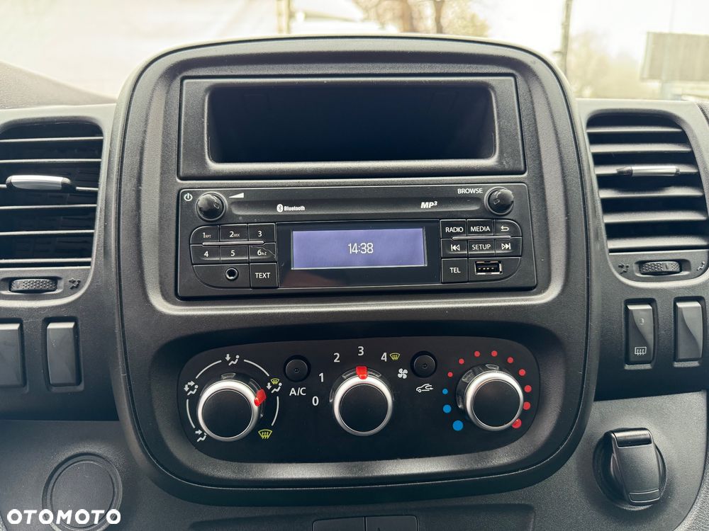 Renault Trafic - 19