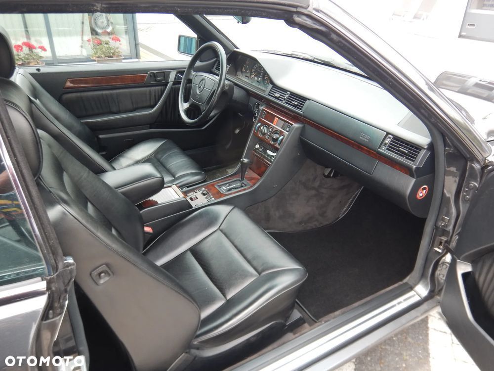 Mercedes-Benz W124 (1984-1993) - 11