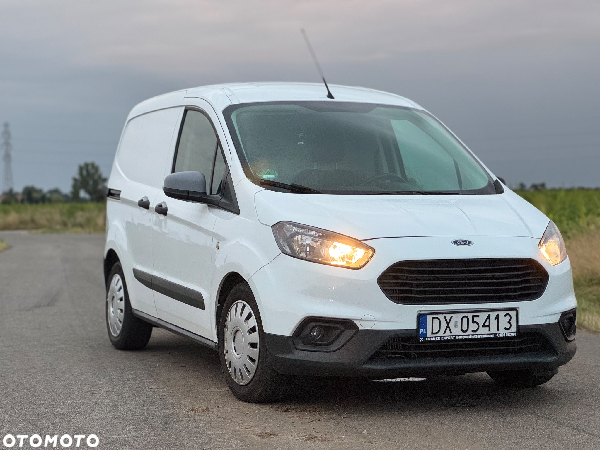 Ford Transit Courier Basis - 10