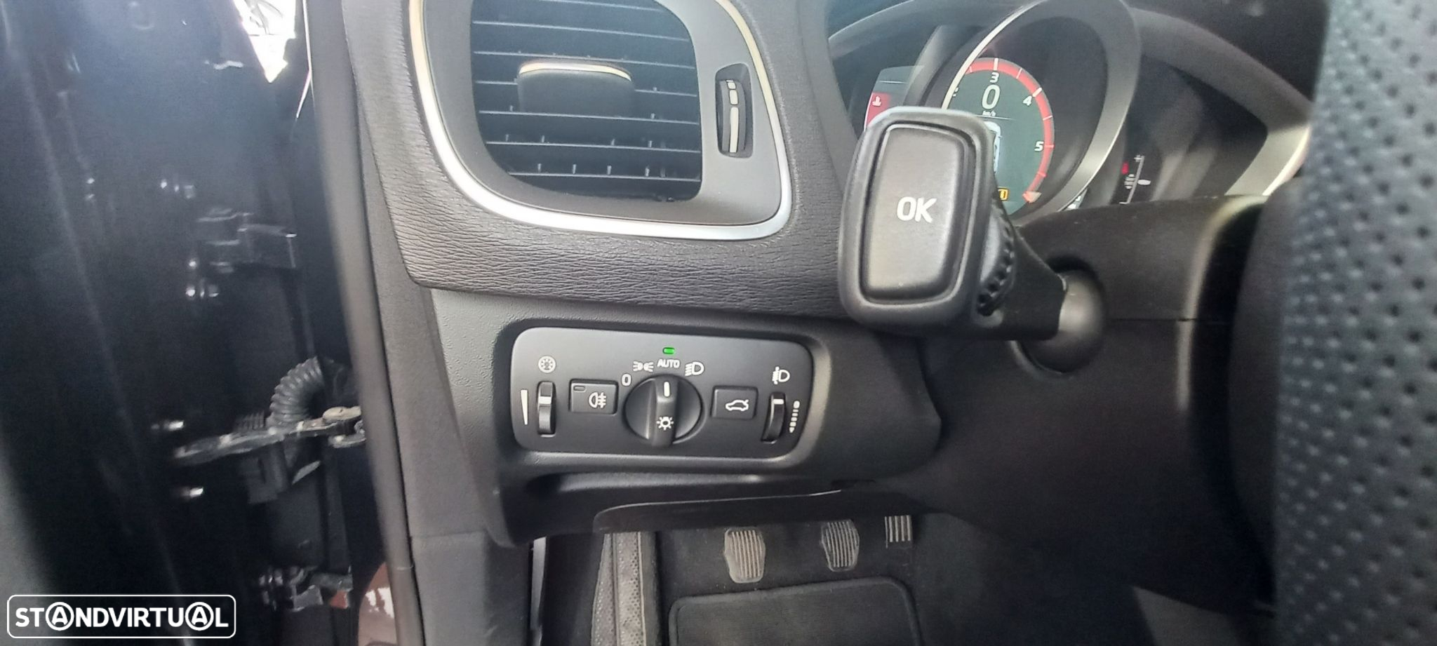 Volvo V40 2.0 D2 Kinetic - 7