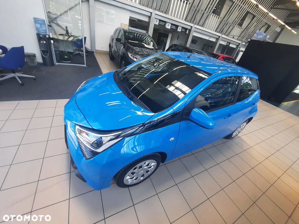 Toyota Aygo x-play - 5