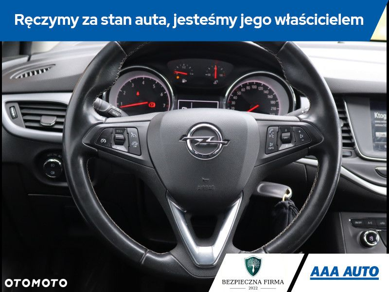 Opel Astra - 16