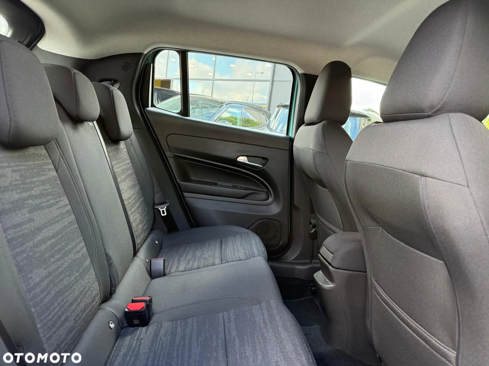 Jeep Avenger 1.2 GSE T3 Longitude FWD - 12