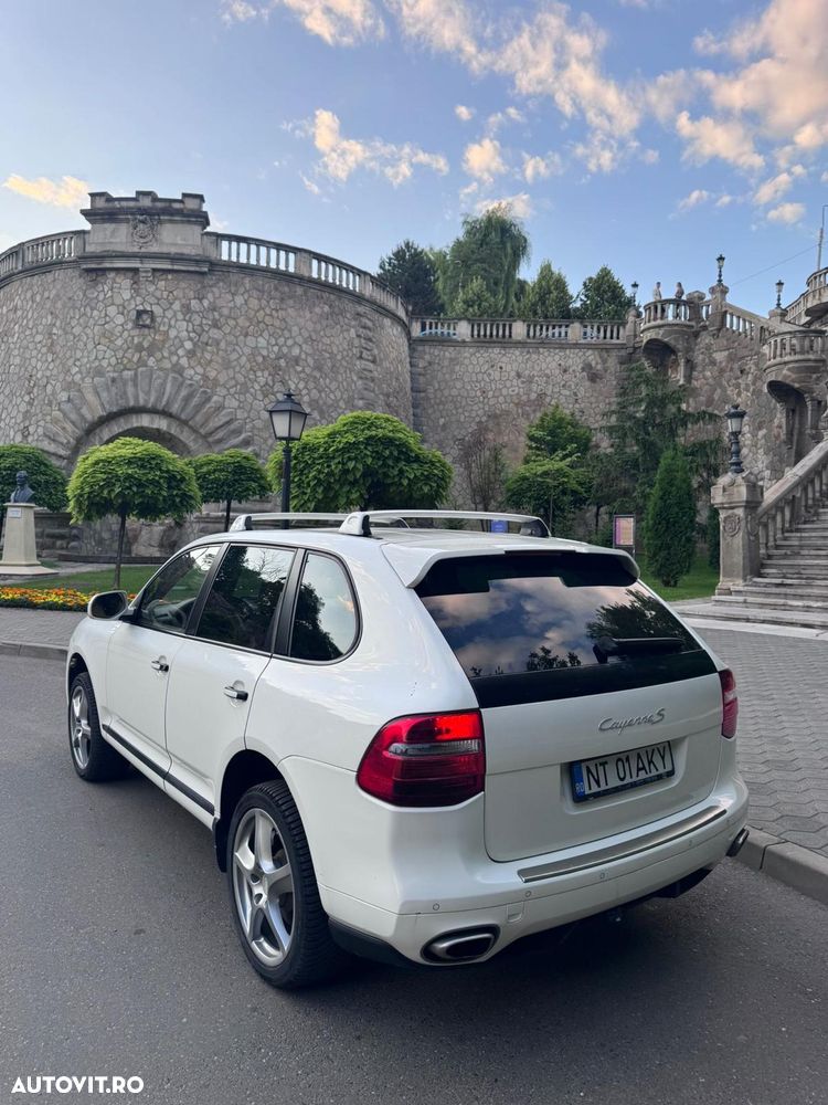Porsche Cayenne - 15