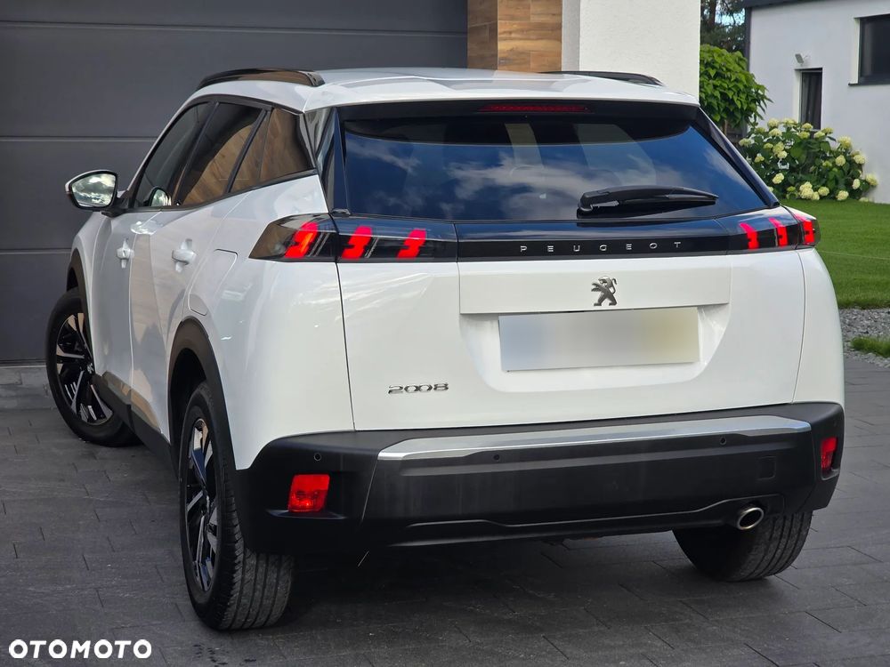 Peugeot 2008 1.5 BlueHDi Allure S&S EAT8 - 21