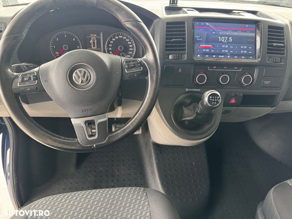 Volkswagen Transporter T5 - 14
