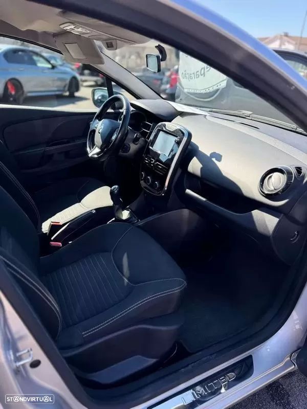 Renault Clio 0.9 TCE Limited - 12
