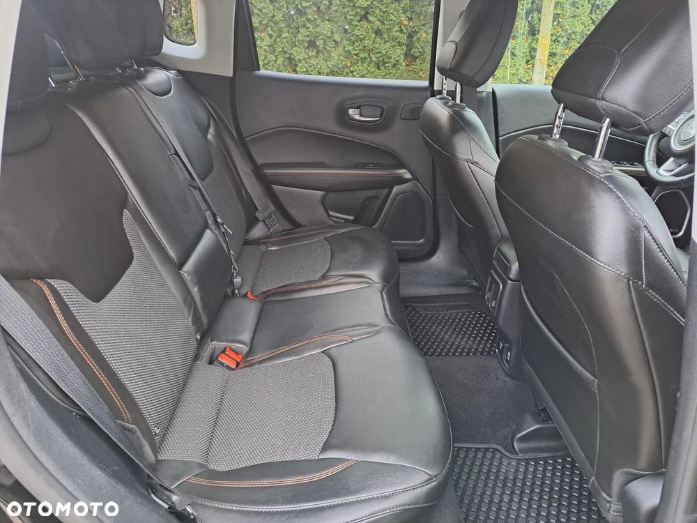 Jeep Compass 2.0 MultiJet Active Drive Automatik Limited - 23