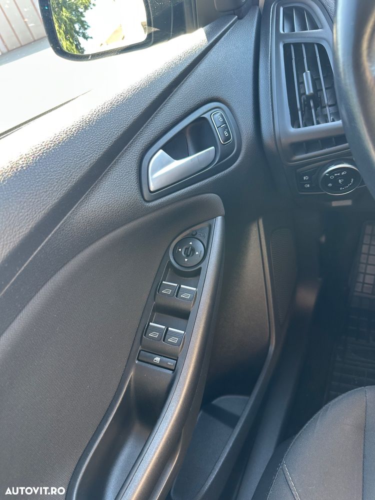 Ford Focus 1.0 EcoBoost Trend - 14