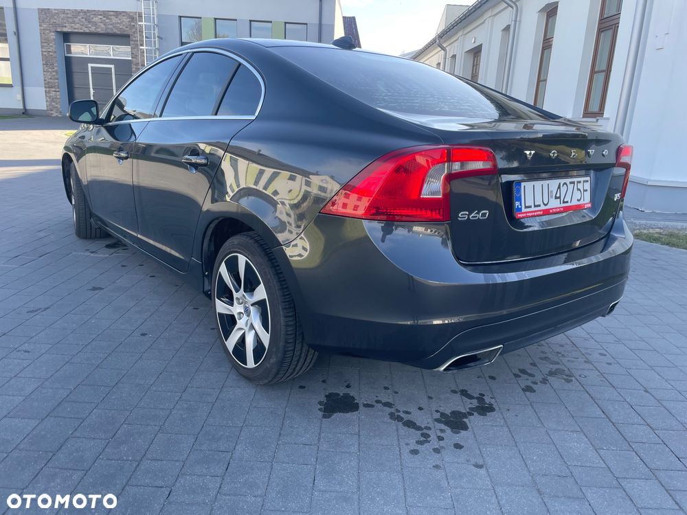 Volvo S60 - 8