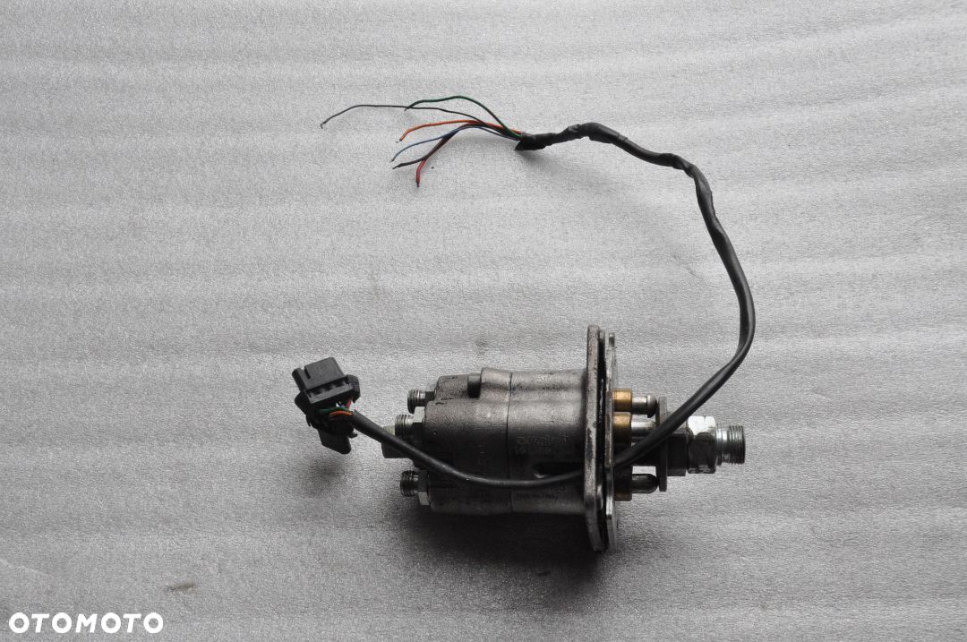 ROZDZIELACZ ZAWÓR JOYSTICK MANITOU NR 181420124 / P0805455 - 1