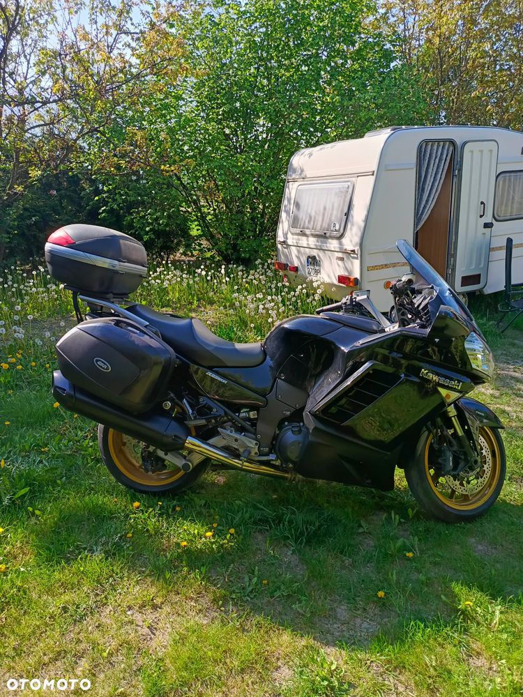 Kawasaki GTR - 2