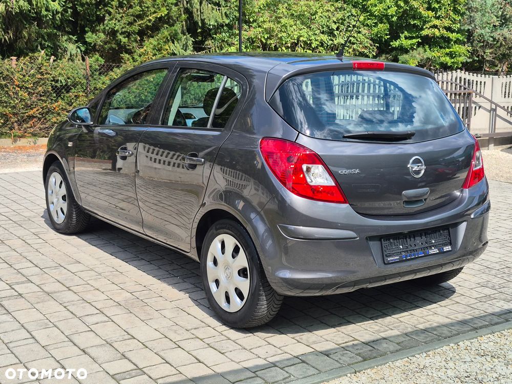 Opel Corsa 1.4 16V Selection - 4