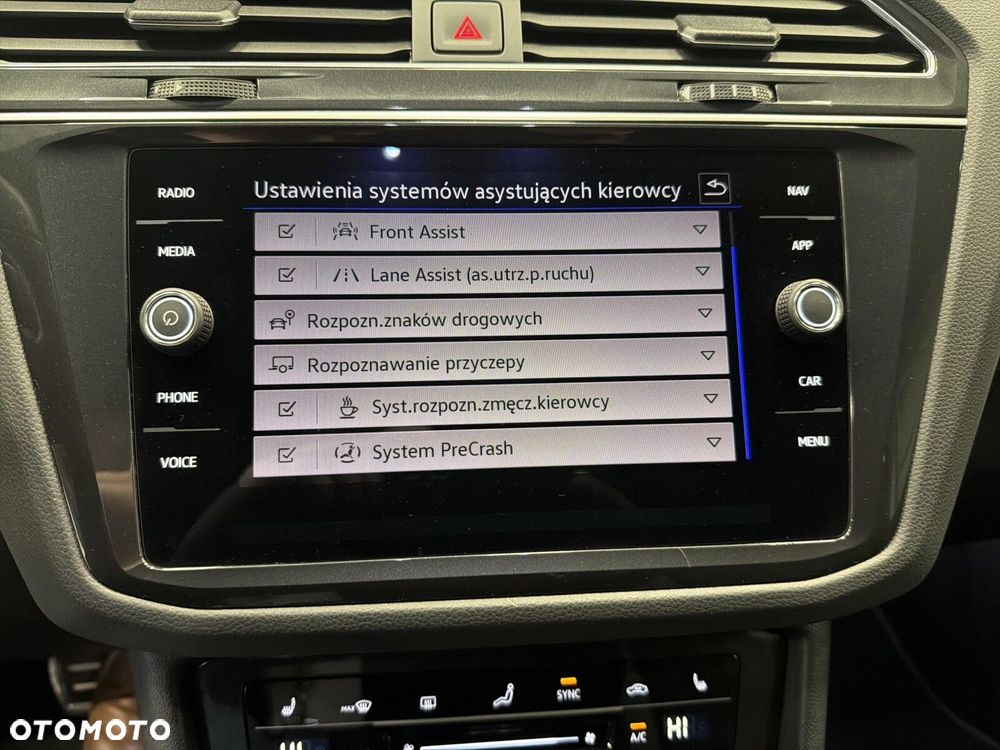 Volkswagen Tiguan 2.0 TSI 4Mot R-Line DSG - 29