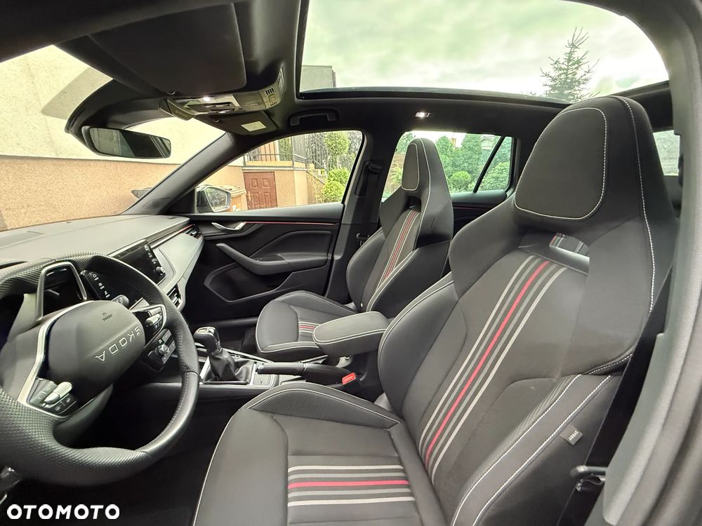 Skoda Kamiq 1.5 TSI Monte Carlo DSG - 3