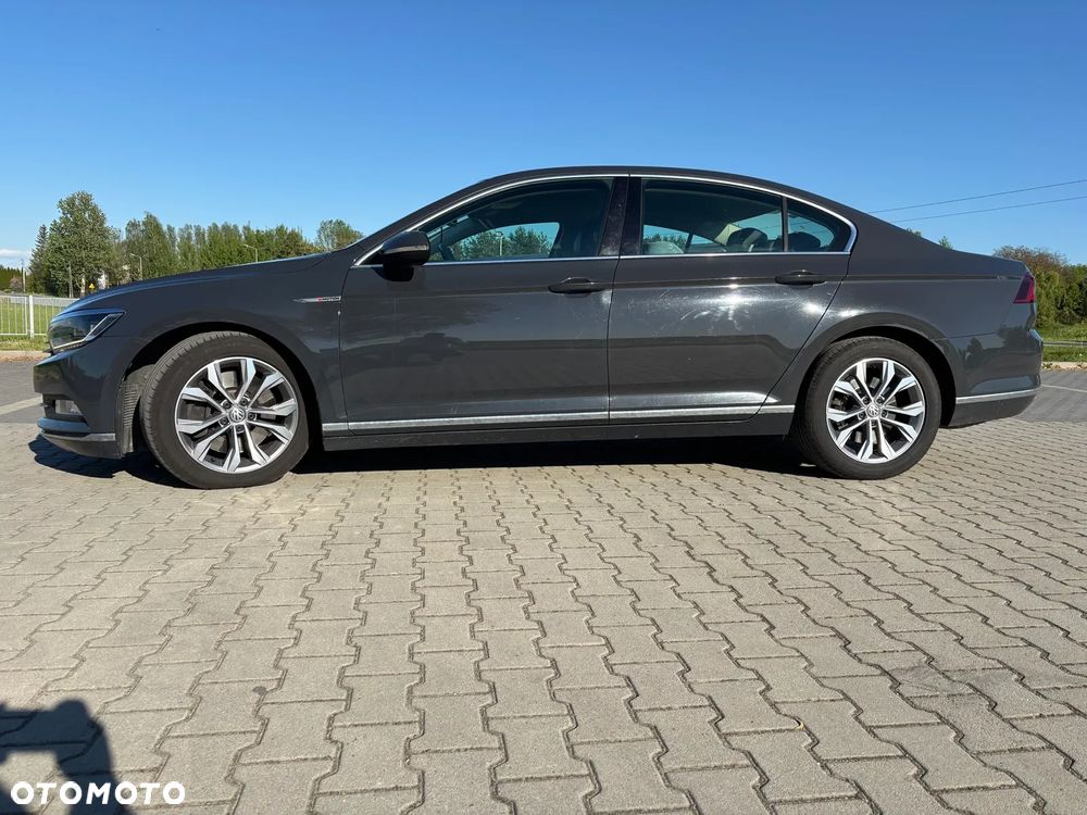 Volkswagen Passat 2.0 TDI Bi-Turbo BMT 4Mot Highline DSG - 3