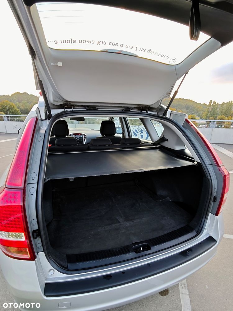 Kia Ceed - 17