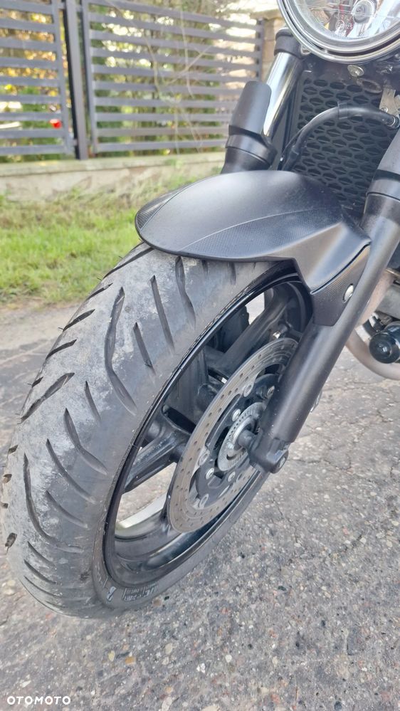 Suzuki SV - 16