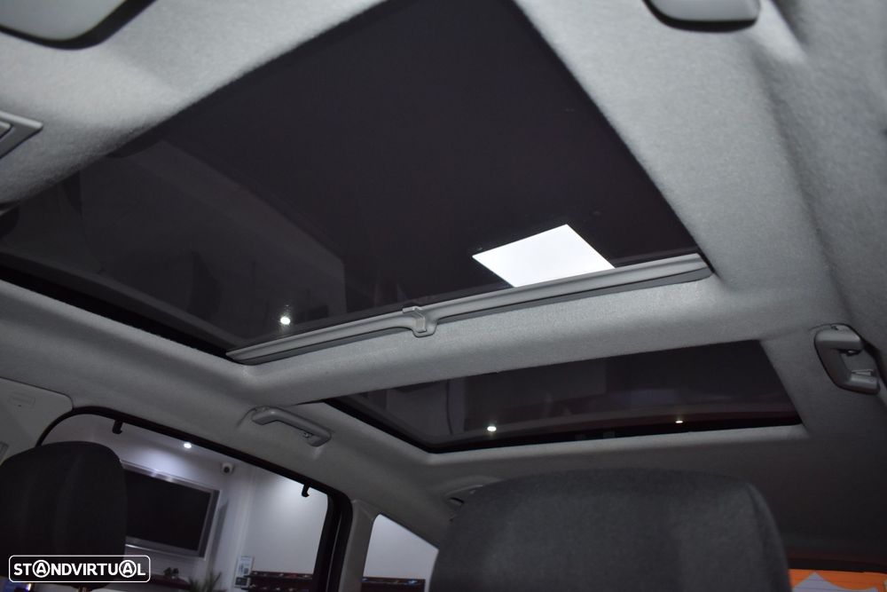 Ford S-Max 2.0 TDCi Trend 7L - 38