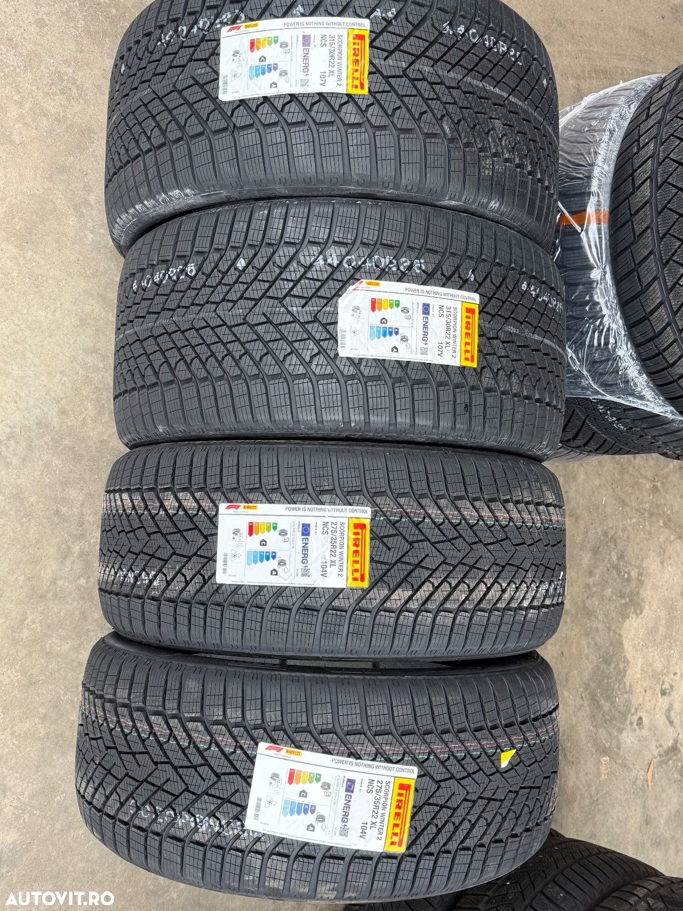 Vând set anvelope 275/35/22-315/30/22 pirelli de iarnă noi - 1