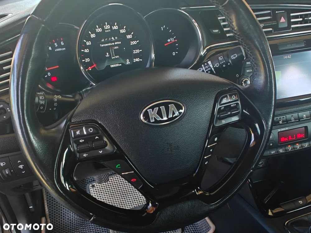 Kia Ceed 1.6 CRDi L Business Line - 14