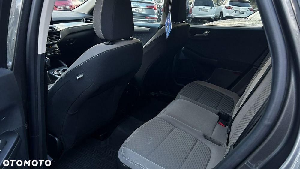 Ford Kuga - 11