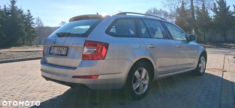 Skoda Octavia 1.6 TDI Ambition - 2