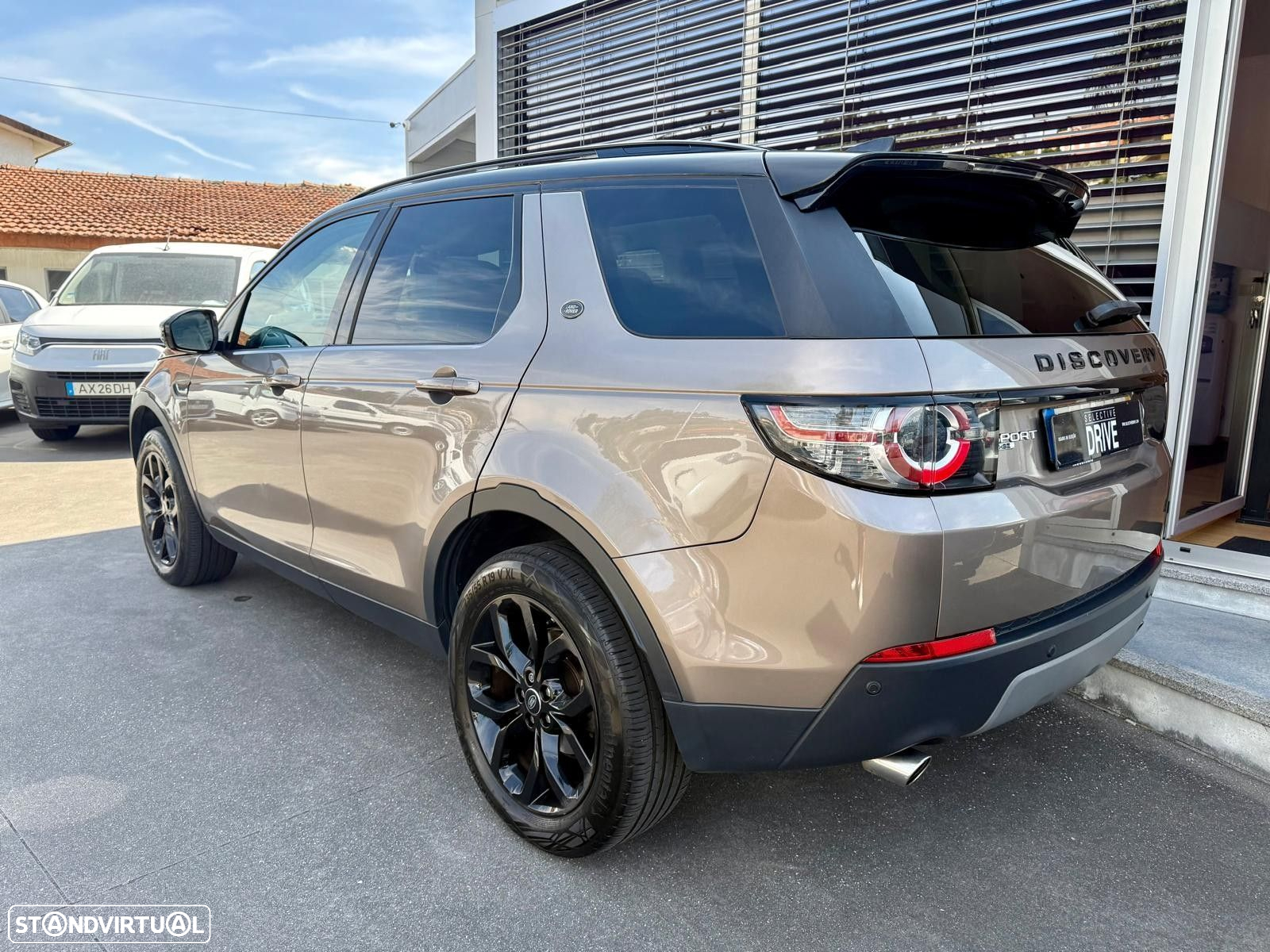 Land Rover Discovery Sport 2.0 TD4 HSE Luxury 7L Auto - 7