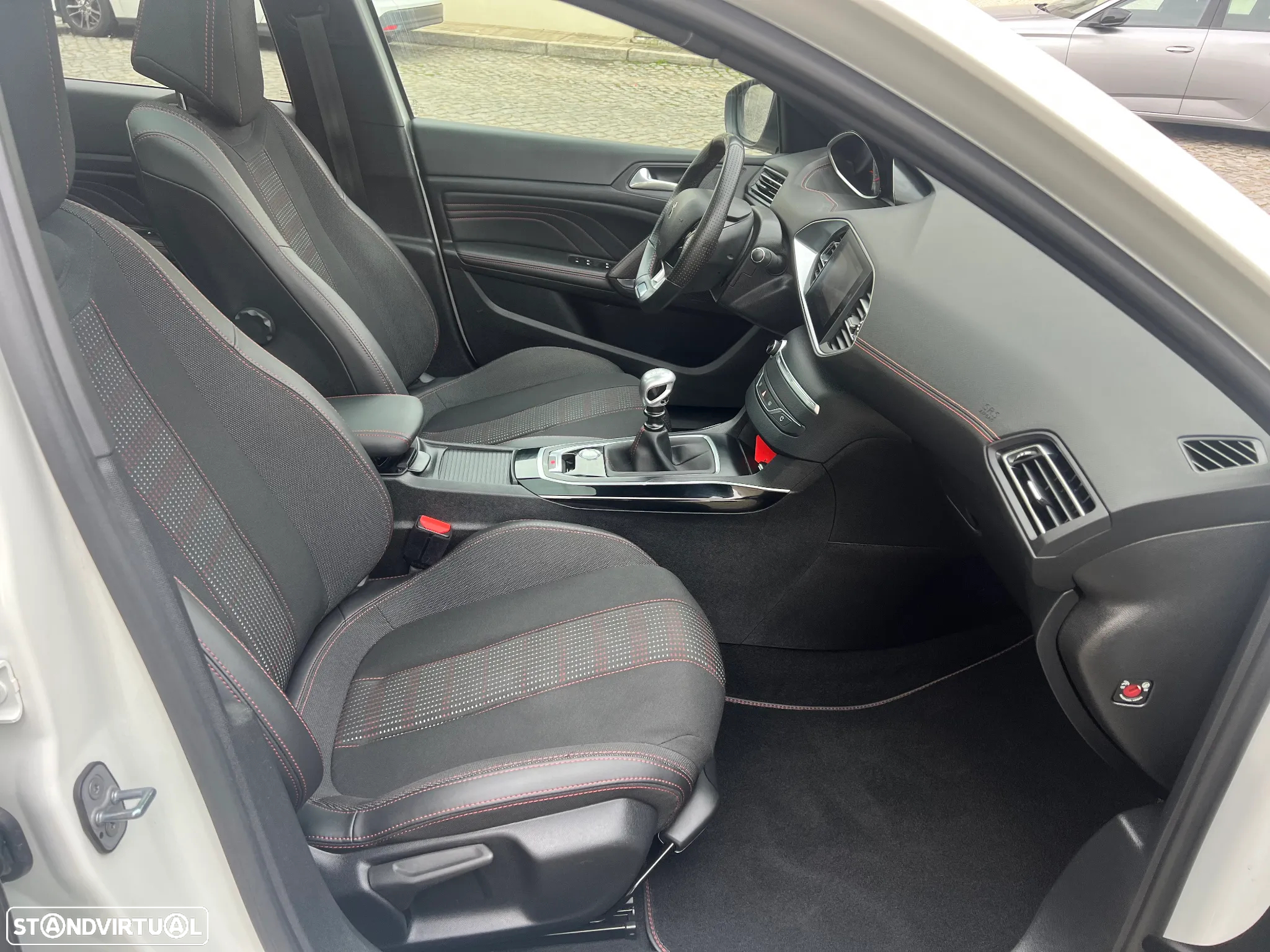 Peugeot 308 PureTech 130 Stop & Start GT-Line Edition - 23