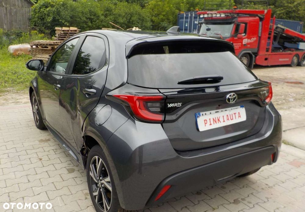 Toyota Yaris - 9