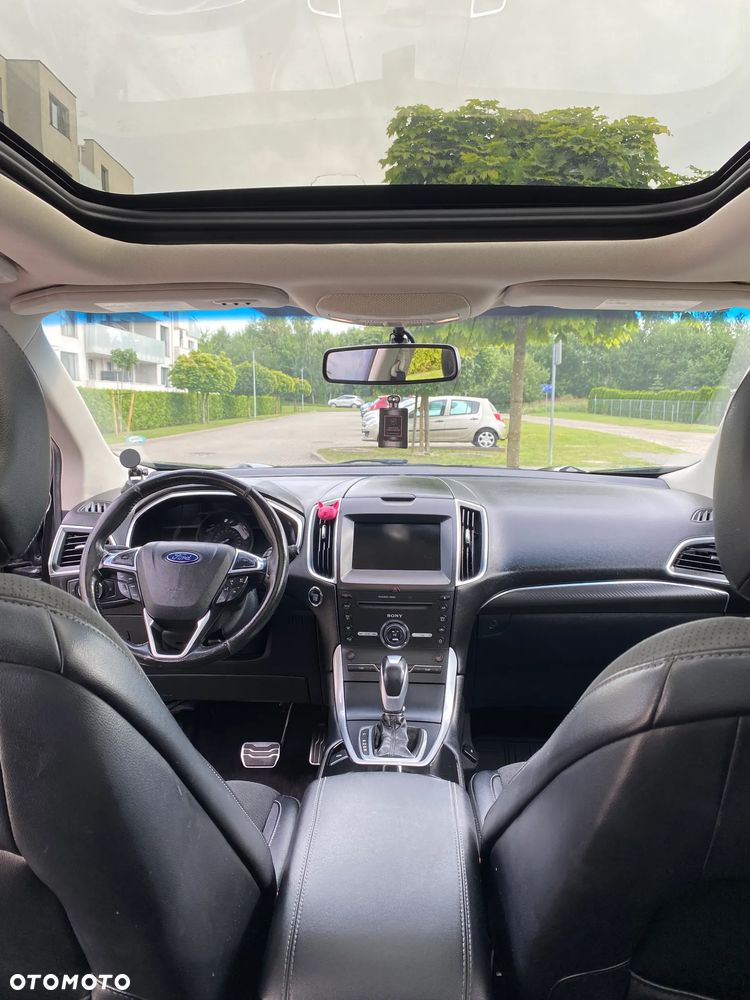 Ford Edge - 8