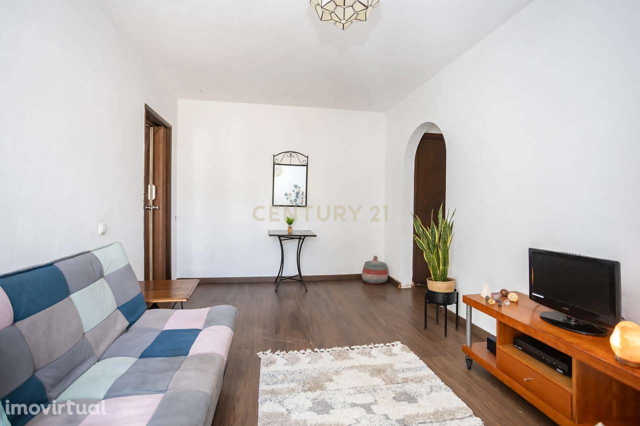 T2 transformado em T3 muito espaçoso no Miratejo, Corroios - Grande imagem: 4/29