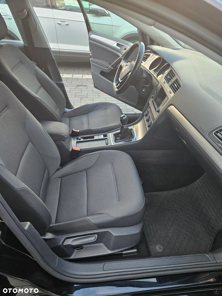 Volkswagen Golf VII 1.6 TDI BMT Comfortline - 9