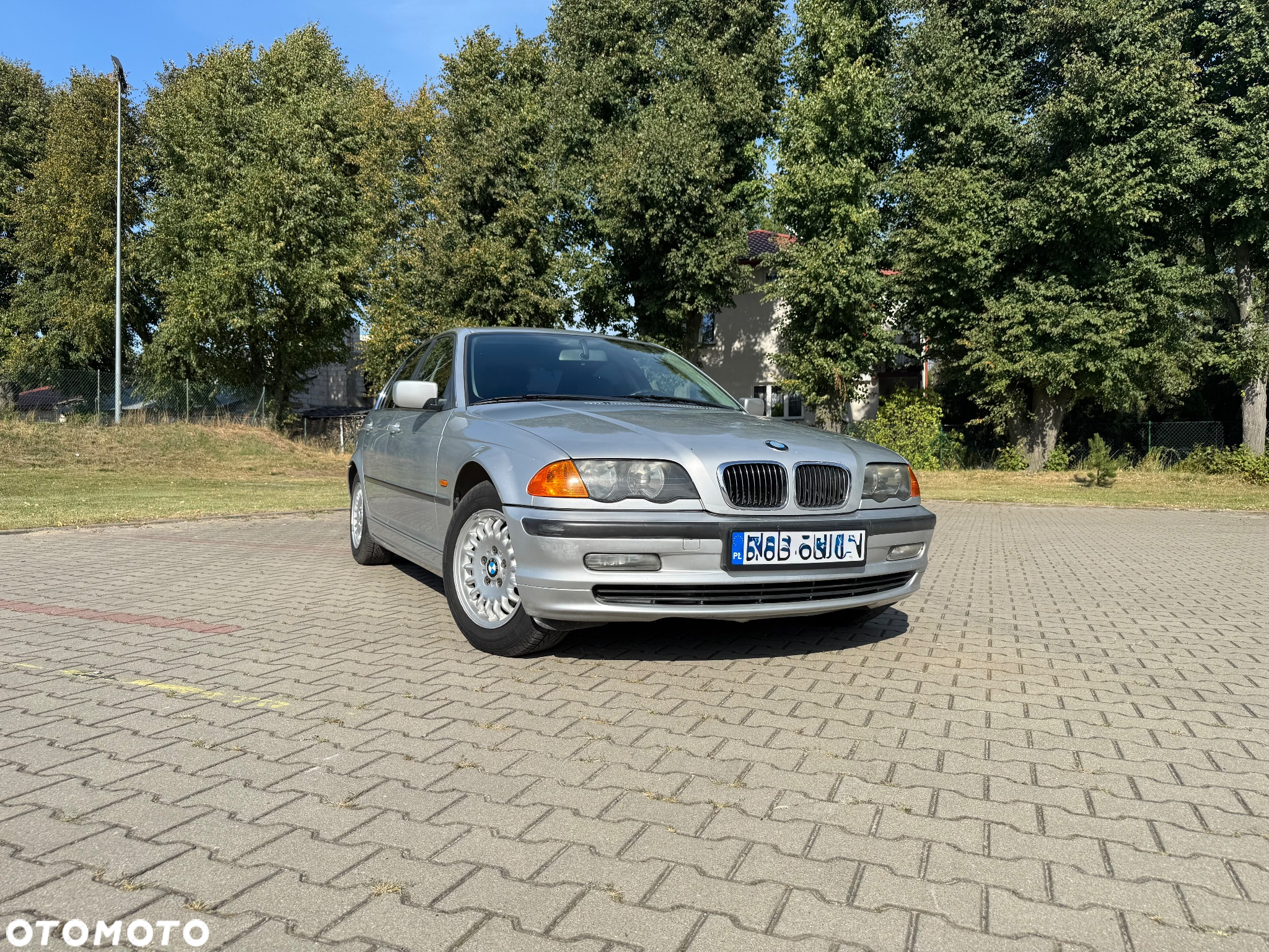 BMW Seria 3 323i - 26